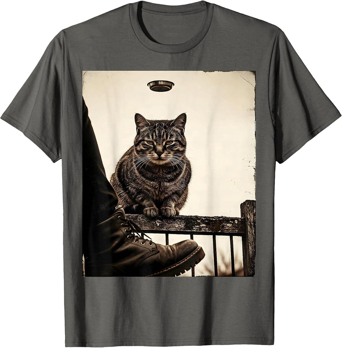 Tabby Cat UFO Vintage Funny Cat Lover Gift T-Shirt - Asphalt Grey