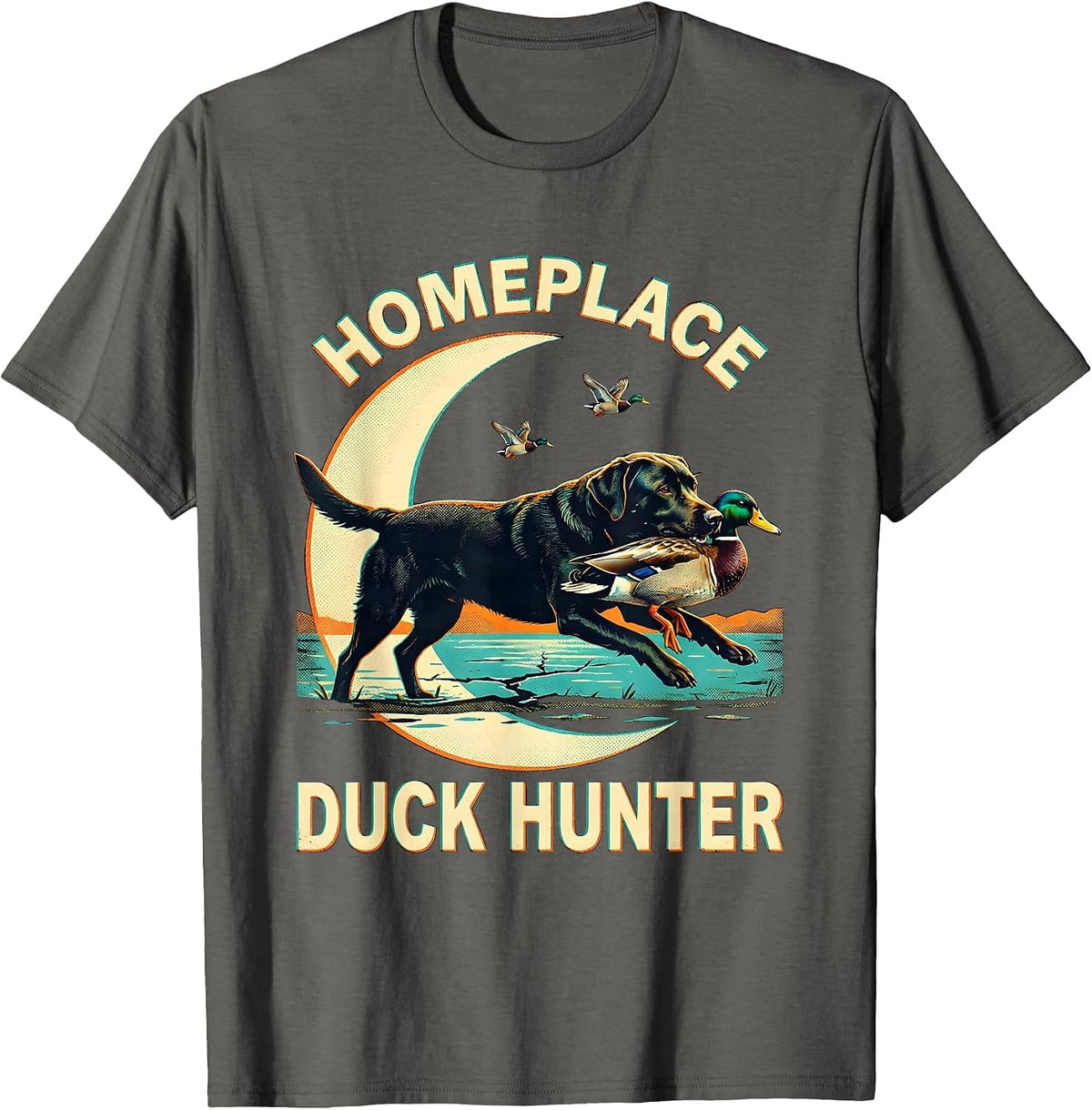 Homeplace Duck Hunter Risograph Labrador Duck Hunting Rural T-Shirt - Asphalt Grey