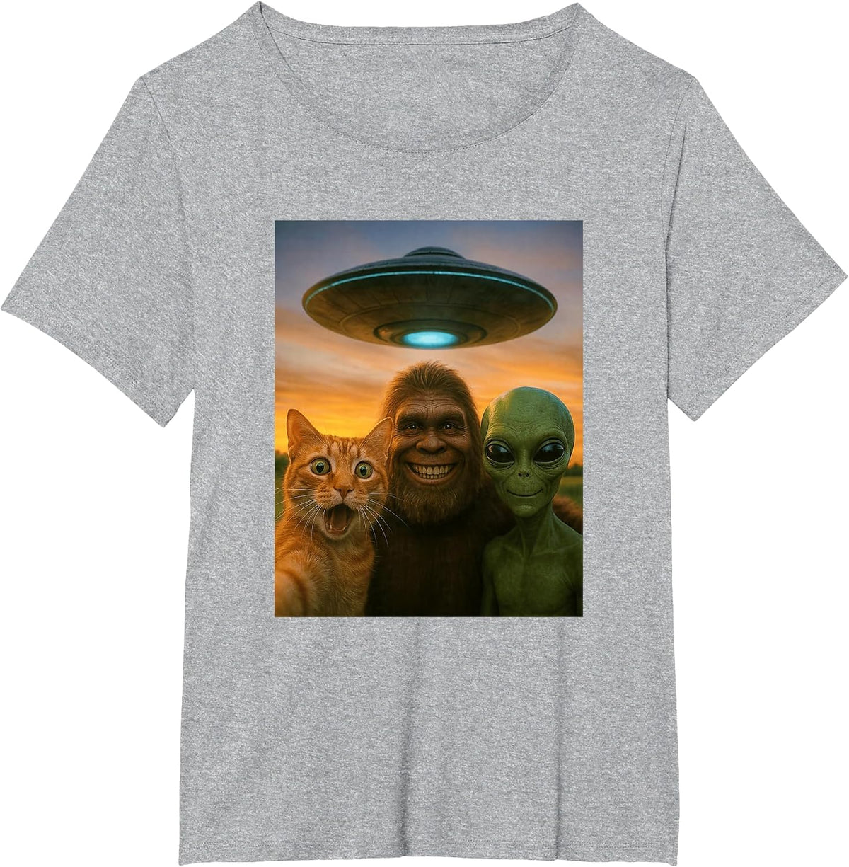 Orange Cat Selfie Bigfoot UFO Alien T-Shirt - Heather Grey
