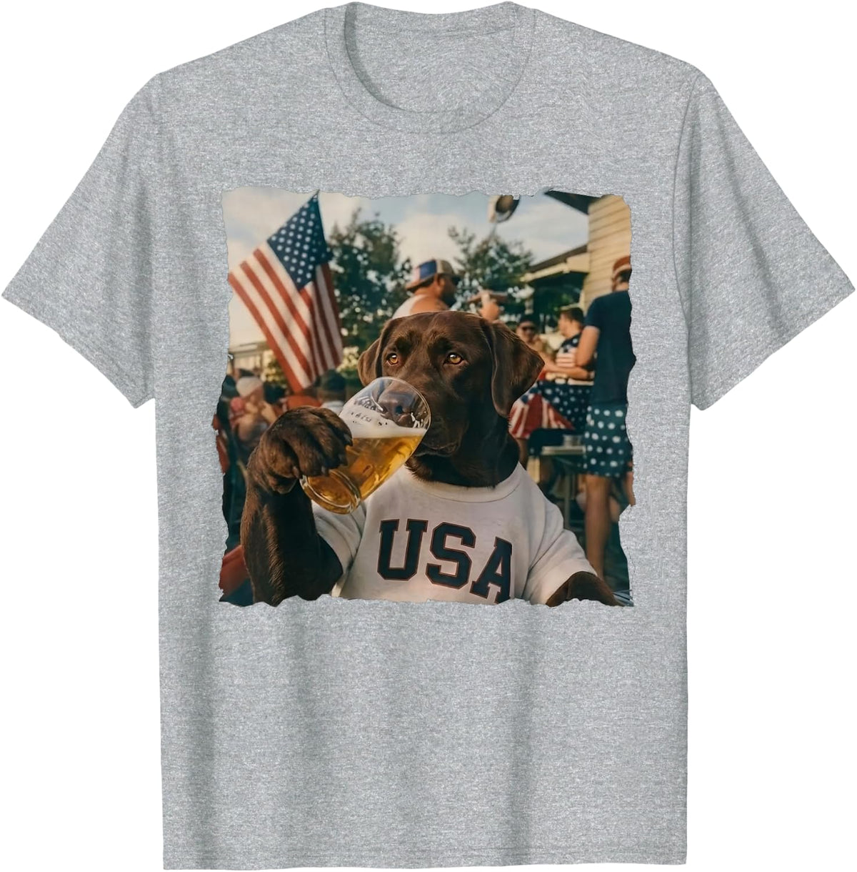 Funny Patriotic Chocolate Lab Drinking Beer 4th of July T-Shirt - Heather Grey